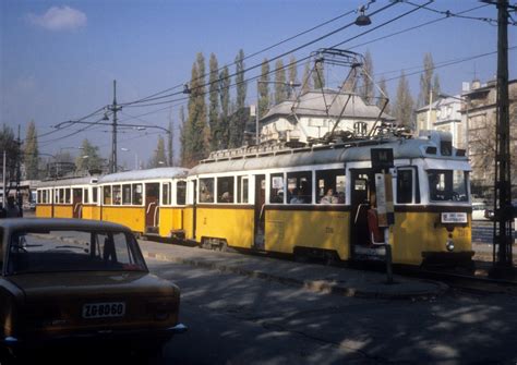 Gyors, pontos, ingyenes útvonalterv készítése budapesten, magyarországon és európában. File:Budapest-bkv-sl-18-tw-732871.jpg - Wikimedia Commons