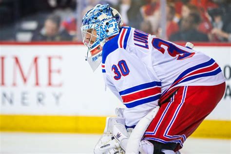 Efter 15 år i new york rangers, där han varit en ikon, köpte. Washington Capitals Sign Henrik Lundqvist