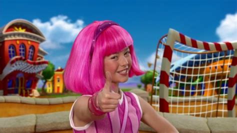 lazytown stephanie socks stephanie lazy town bilder 1425005 hd wallpaper