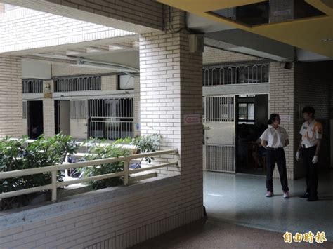 星島聯網 美國 多倫多 溫哥華 歐洲. 會考考場停電近5小時 新北建議全國增列重考規定 - 生活 - 自由時報電子報