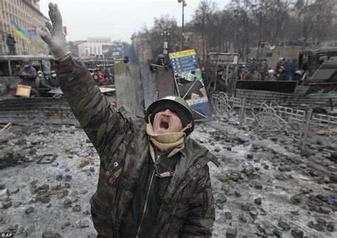 Vitali Klitschko Brokers Uneasy Truce In Ukraine After Protests In Kiev