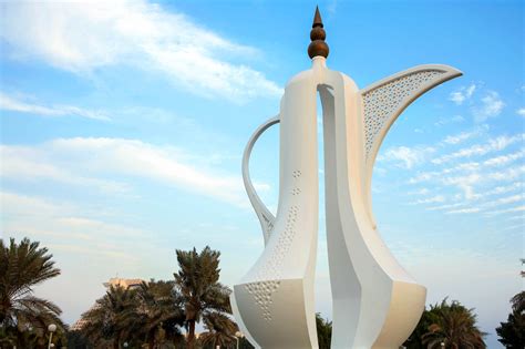Moderna vaccines arrive to health centres in qatar schools enforce. Doha, Katar (Qatar) | Franks Travelbox