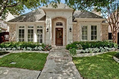 Do you dream of building a new house that exudes the charm of the french countryside? French Colonial Homes House Plans Prairie Style House ...