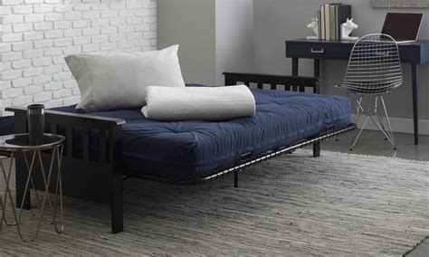 2021 offers a wide variety of comfortable sofa beds that enhance every futon sofa beds come originally from japanese culture to get a comfortable piece with functionality which serves as a cozy seating and a. 6 Tips to Make a Futon Bed More Comfortable | Futon bed ...