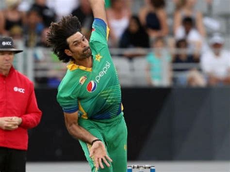 Pakistan Fast Bowler Mohammad Irfan Quashes Rumours Of His Death In Car Accident States Reports
