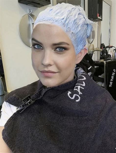 The most common side effects of bleaching, tobia says, are redness, itching, bumps, burning, blisters, hives, dry skin and swelling. Pin by Thomas Bell on BLEACHING & COLORING WOMEN'S HAIR ...