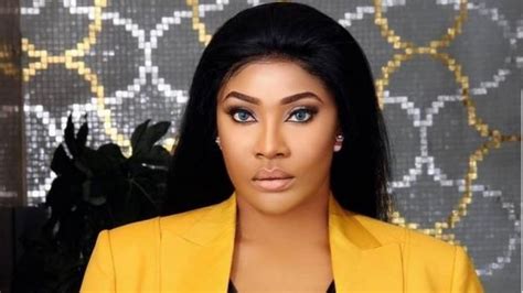 Sinach Angela Okorie Na ụmụnwaanyị Ebonyi State Nigeria Enweghi Ike