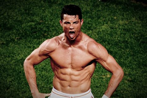 Ronaldo, brazilian football (soccer) player who led brazil to a world cup title in 2002 and received the golden shoe award as the tournament's top scorer. Cristiano Ronaldo e l'ossessione maniacale per l ...