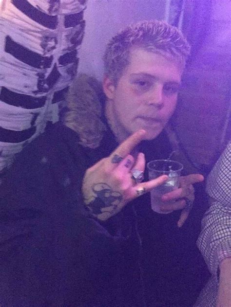 Pin By 333 On This Drain Life Im About It In 2020 Yung Lean Yung