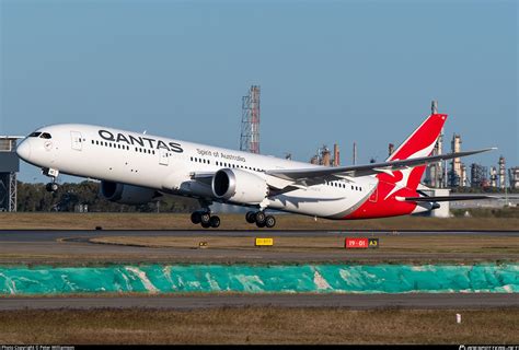Qantas Boeing 787 9 Dreamliner Vh Zne Skippy Departing Brisbane