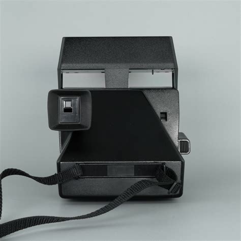 Polaroid Sun 600 Lms — Lensfayre