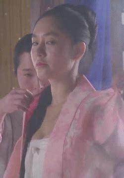 전국노래자랑 금천구 편 가수 박주미 영화배우 최정식. 레전드로 꼽히는 박주미 옥중화 목욕씬.gif - 뉴스컬처