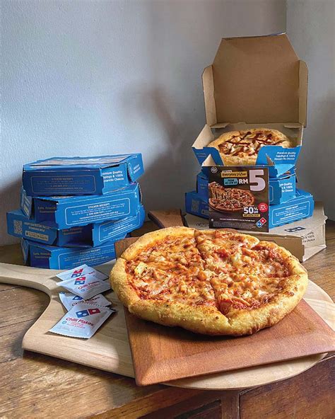 The latest tweets from domino's pizza malaysia (@dominosmy). FOOD Malaysia