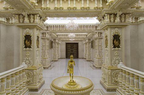 The Neasden Temple Inside The Beautiful Baps Shri Swaminarayan Mandir