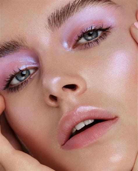 𝐏𝐢𝐧𝐭𝐞𝐫𝐞𝐬𝐭 𝐎𝐏𝐔𝐋𝐄𝐍𝐓𝐌𝐄𝐌𝐎𝐑𝐘 Pink Makeup Pastel Makeup Makeup Inspiration