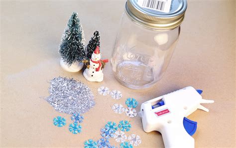 Diy How To Make Mason Jar Snow Globes Simplemost