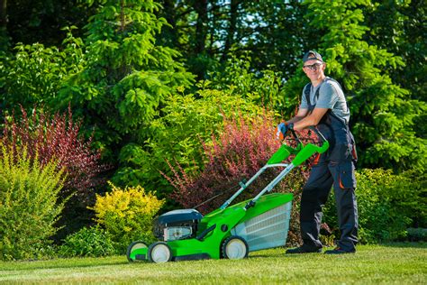 Maybe you would like to learn more about one of these? Landscapers: What you need to know to keep yourself and your workers safe. | Merchants Insurance ...