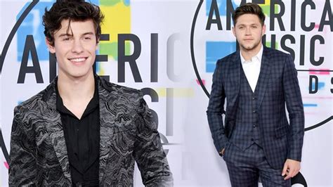 5 foto pasangan viral karena prewedding sekaligus protes ppkm diperpanjang. Dari Shawn Mendes Hingga Nick Jonas, Intip Fashion Para Pria Ganteng Ini di AMAs 2017 ...
