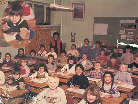 Photo de classe CE1 de 1983 Ecole Antoine De Saint Exupéry Copains d