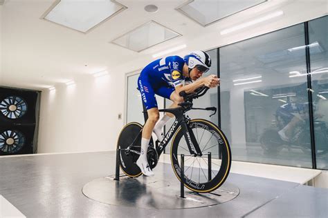 Deceuninck Quick Step Renew Agreement With Specialized The Bike Comes First