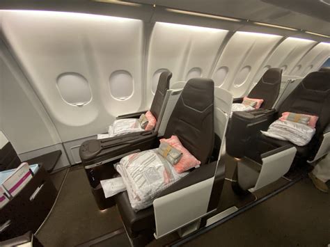 Hawaiian Airlines Airbus A330 Business Class Review [hnl Syd]