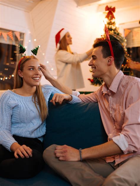 76 christmas pick up lines that are naughty and maybe nice story