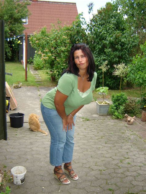 Cute Milf Pix