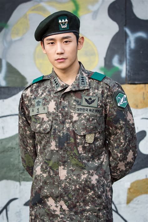 Aktor Dan Idola Korea Yang Terlihat Hebat Dalam Seragam Militer Kpopkuy