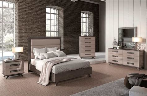 Modern Walnut Bed Ef Gayla Contemporary Bedroom