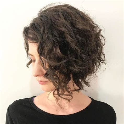 25 Asymmetrical Curly Hairstyles Hairstyle Catalog