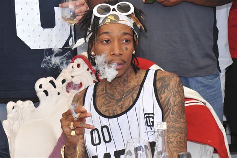 Pittsburgh Rapper Wiz Khalifa Arrested At Lax For Riding Hoverboard