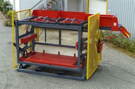 Please be aware that i have found a few dimensions numbers that have been used for different colors in. Box tipper - Catalog - ERME - Mechanization of garlic growing