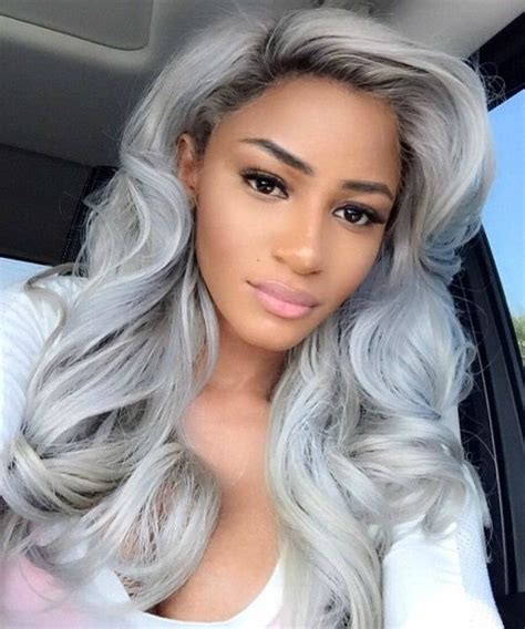 20 Wavy Grey Wigs For African American Women The Same As The Hairstyle In The Picture Wigs