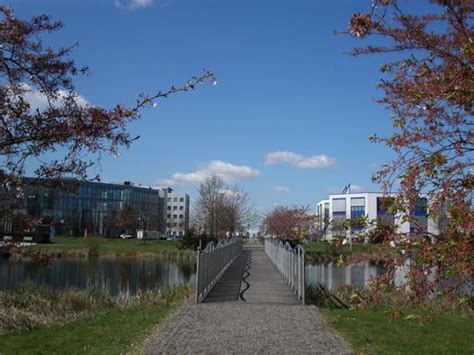 Mit starken fähigkeiten im bereich investment banking, private banking, vermögen und vermögensverwaltung ist die deutsche bank seit jeher ein kompetenter risikomanager und vertrauenswürdiger berater ihrer kunden. Businesspark | Rheinhausen am Niederrhein
