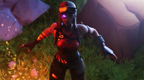 100 Renegade Raider Fortnite Wallpapers