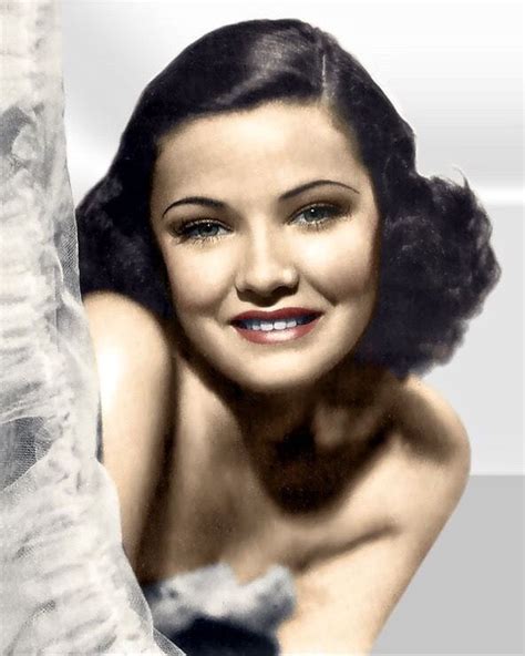 Pin By Melissa Smith On Gene Tierney Old Hollywood Stars 1940s Women