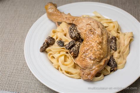 Recette de Noël au multicuiseur Cuisses de poulet ou pintade sauce