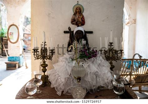 Santeria Altar 35 รายการ ภาพ ภาพสต็อกและเวกเตอร์ Shutterstock