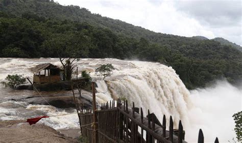 Kerala Flood Update Idukki Dam Water Level Latest Could The Dam Burst World News