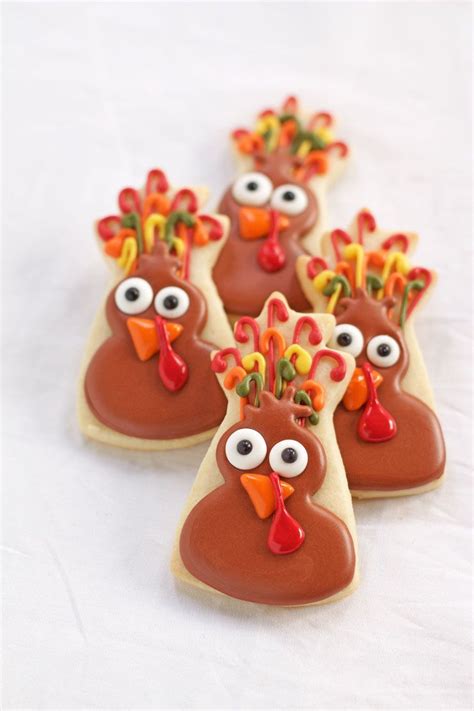 How To Make Simple Turkey Cookies Without A Turkey Cookie Cutter