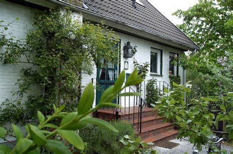 Im idyllischen mittelpunkt spiekeroogs steht unser haus seit mehr als 160 jahren. Ferienwohnung Haus am Ostend, Spiekeroog, Ostend