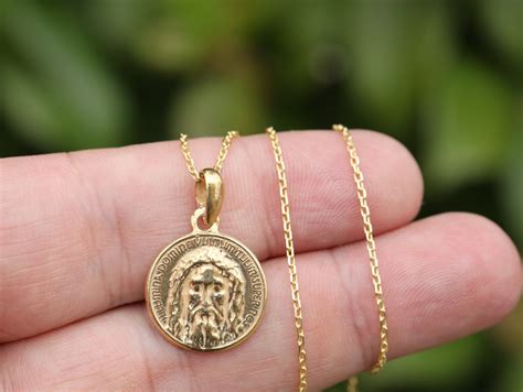 Holy Face Medal Shroud Of Turin Medal Sindone Medal Jesus Etsy