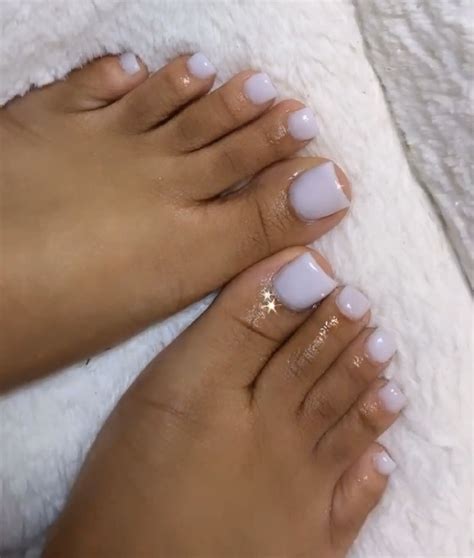 White Toes Gel Toe Nails Acrylic Toe Nails Pretty Toe Nails