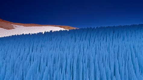 State of california, in southern oregon, and in the northern portion of the baja california peninsula in mexico. 自在天空(zoz.one) - Bing.com wallpaper