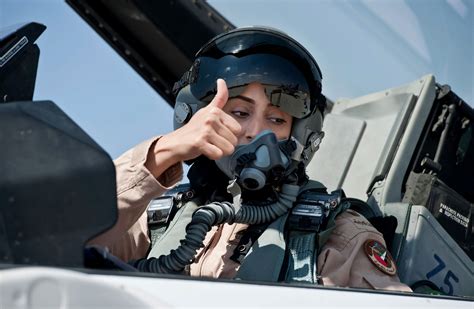 UAE's 1st female fighter pilot led airstrike against ISIS - The Korea Times