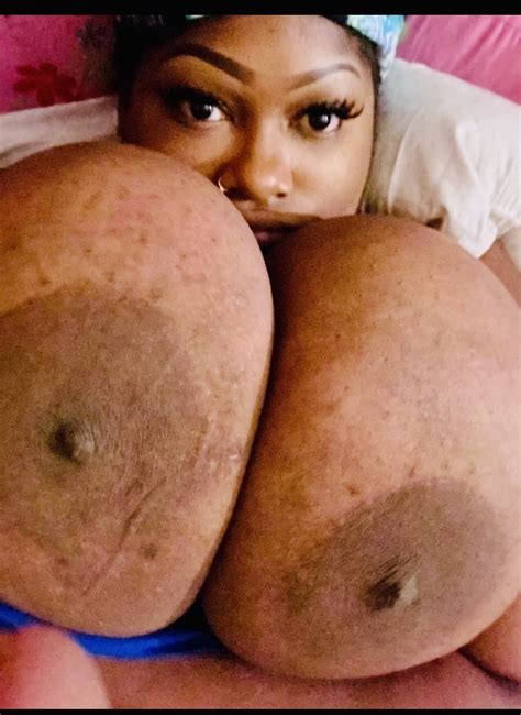 Beautiful Tits ShesFreaky