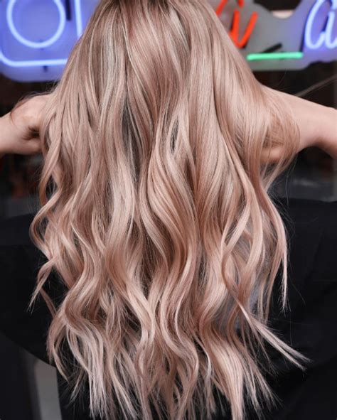 10 dreamy rose gold hair colors that look good on everyone preview ph