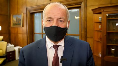 Deputy minister of health of the czech republic. Prymula oznámil, že fakultní nemocnice omezí plánovanou ...