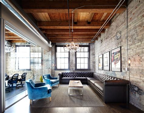 15 Fascinating Industrial Living Room Designs That Turn Warehouses Into