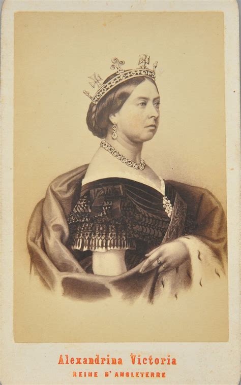 queen victoria empress of india 2 old photos 1860s past india
